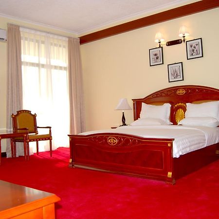Morena Hotel Dodoma Bagian luar foto